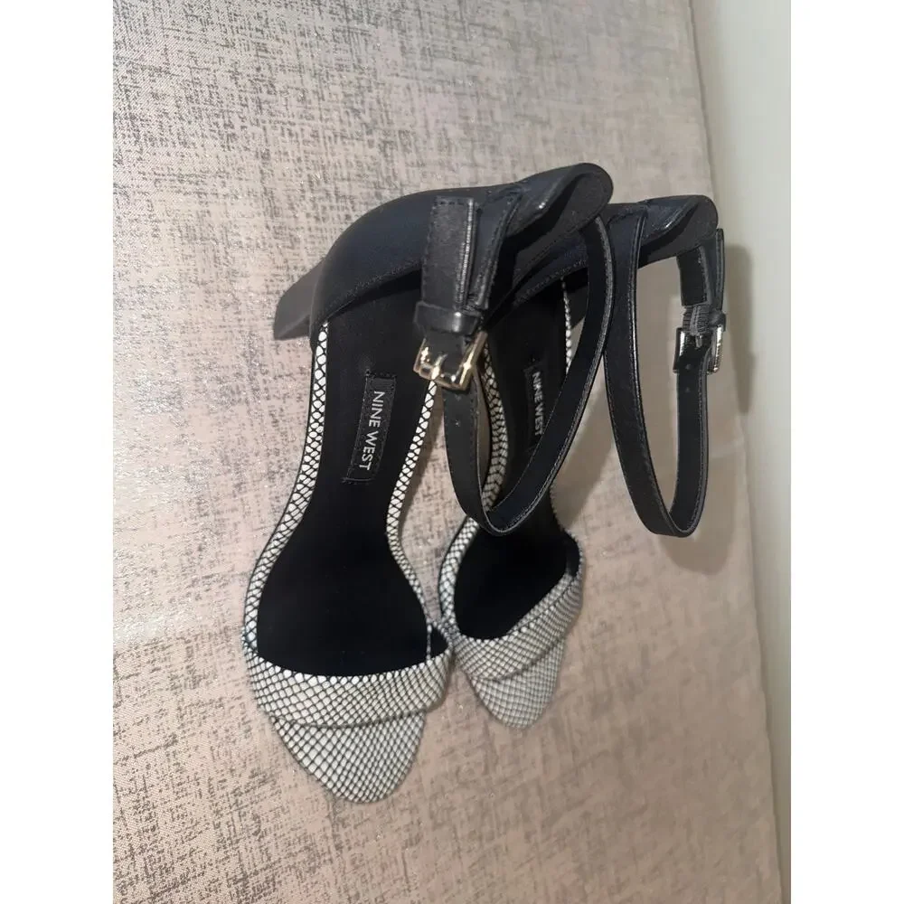 Nine West Black White Slingback Heels Open Toe Patterned Pumps